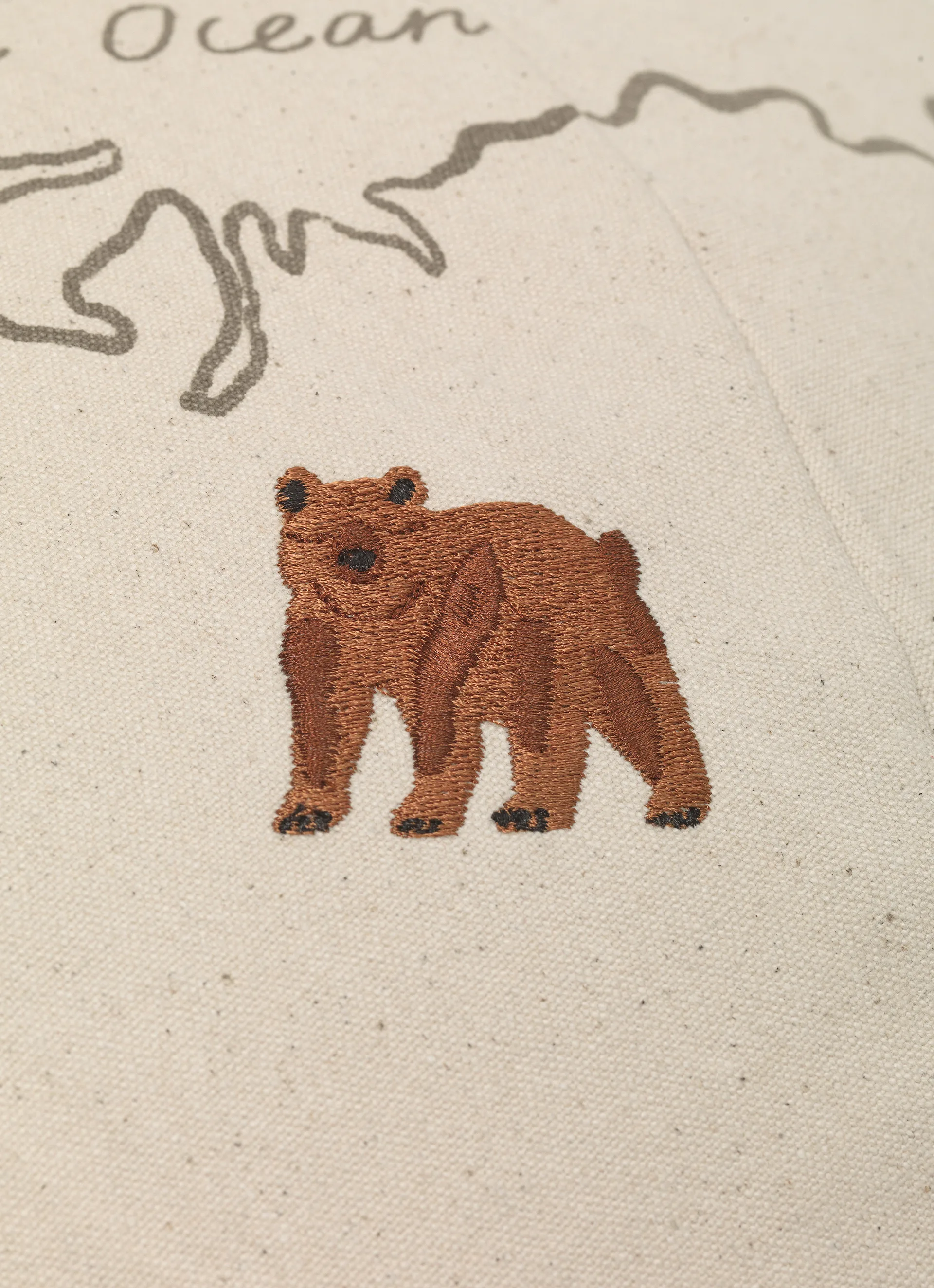 The world -kangaskartta, Offwhite Ferm Living