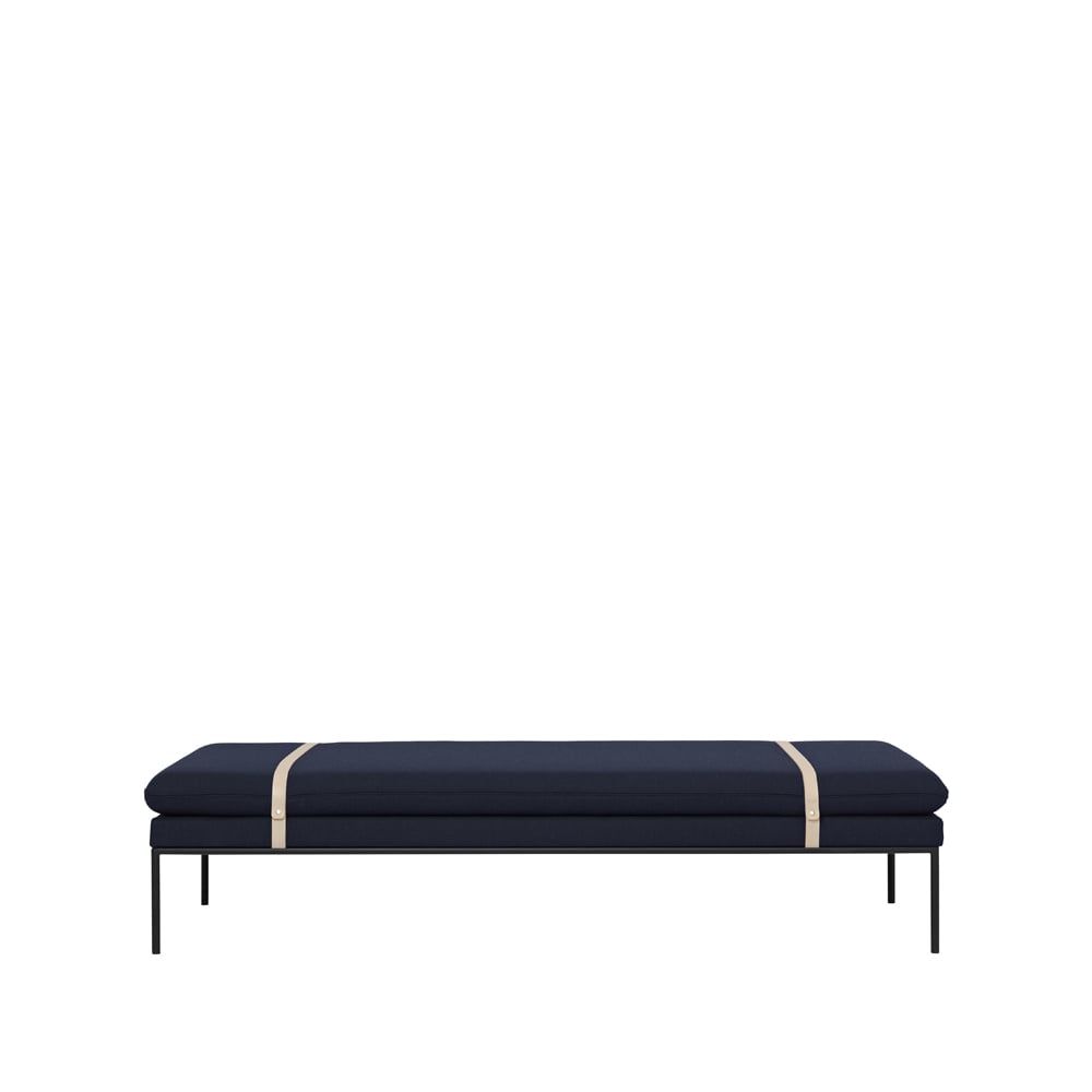 ferm LIVING Turn sohvasänky Kangas fiord by kvadrat dark blue musta runko