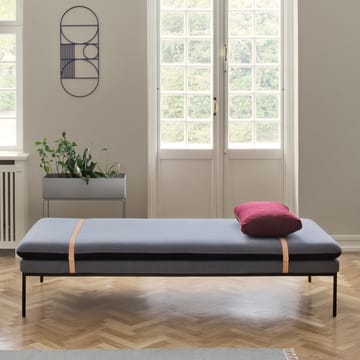 Turn sohvasänky - Kangas fiord by kvadrat dark grey, musta runko - Ferm Living