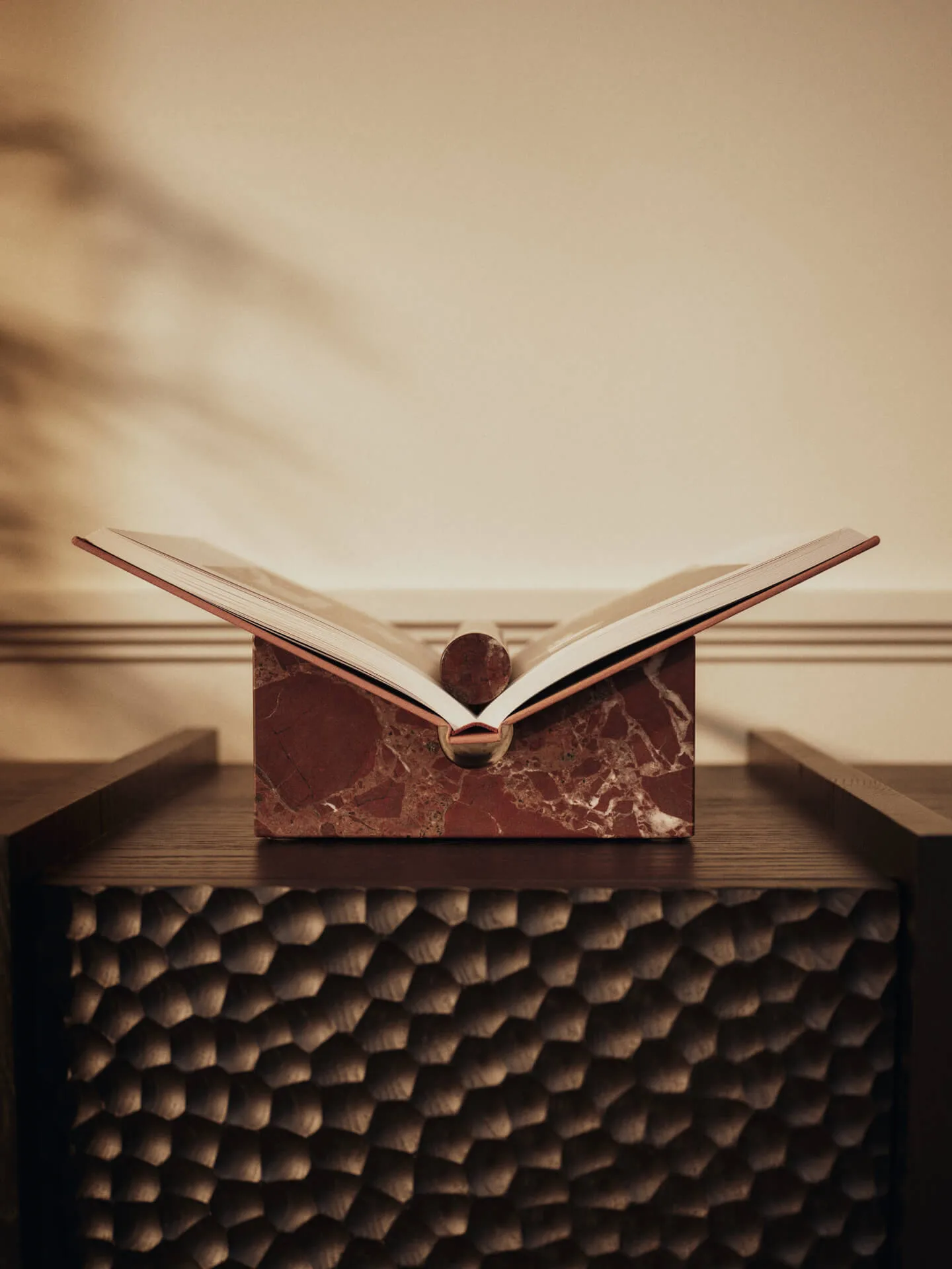 Tvara kirjatuet, Rosso levanto, 22×22 cm Ferm Living