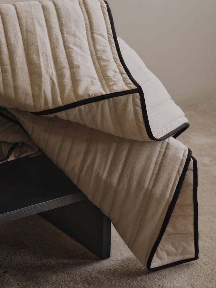 Vari quiltat päiväpeitto, Natural-dark chocolate, 260x180 cm Ferm Living