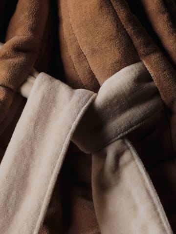Vari tikattu säkki 50x70 cm - Velvet-tan - Ferm Living