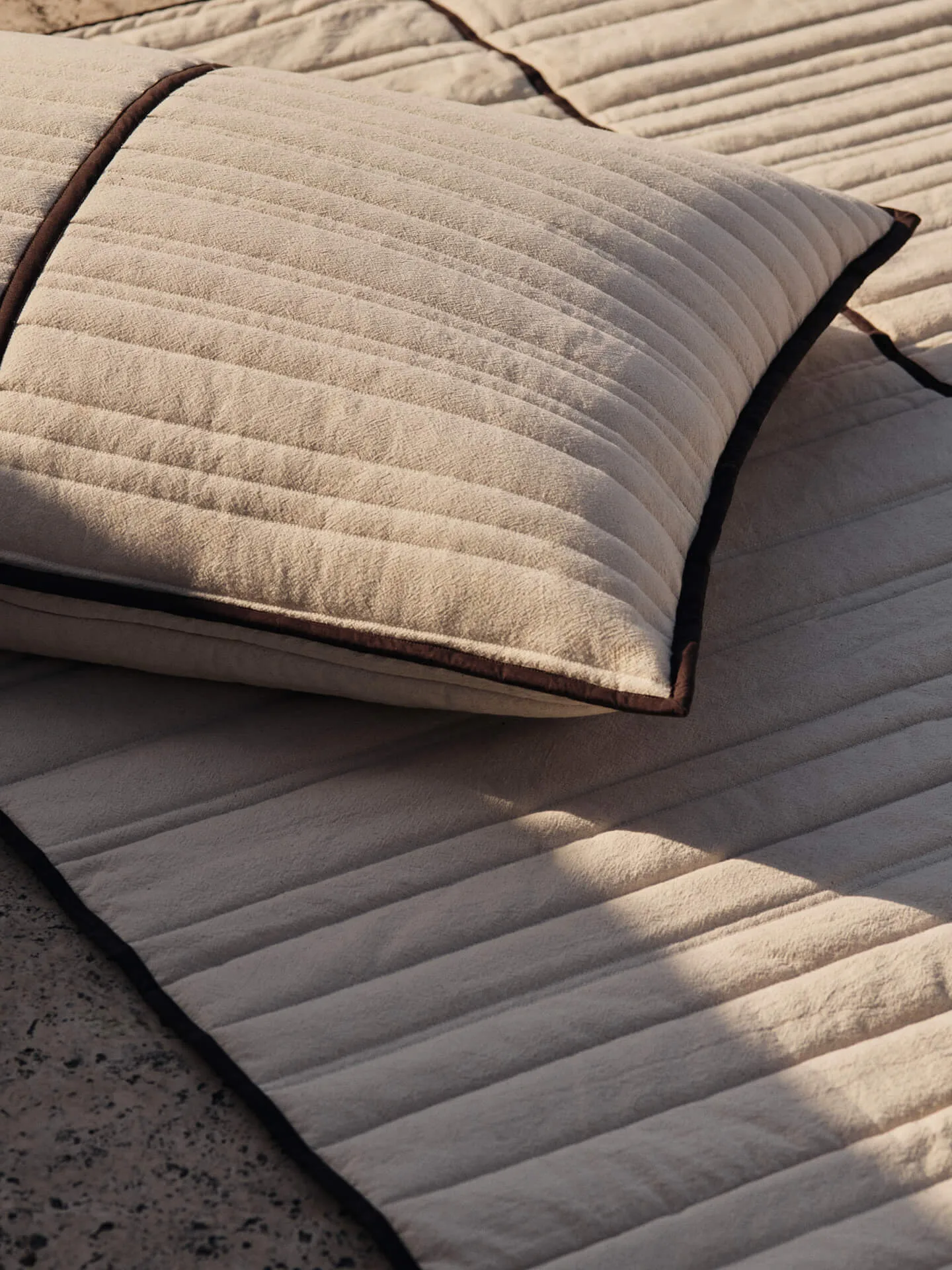 Vari tikkityyny 60x80 cm, Natural-dark chocolate Ferm Living