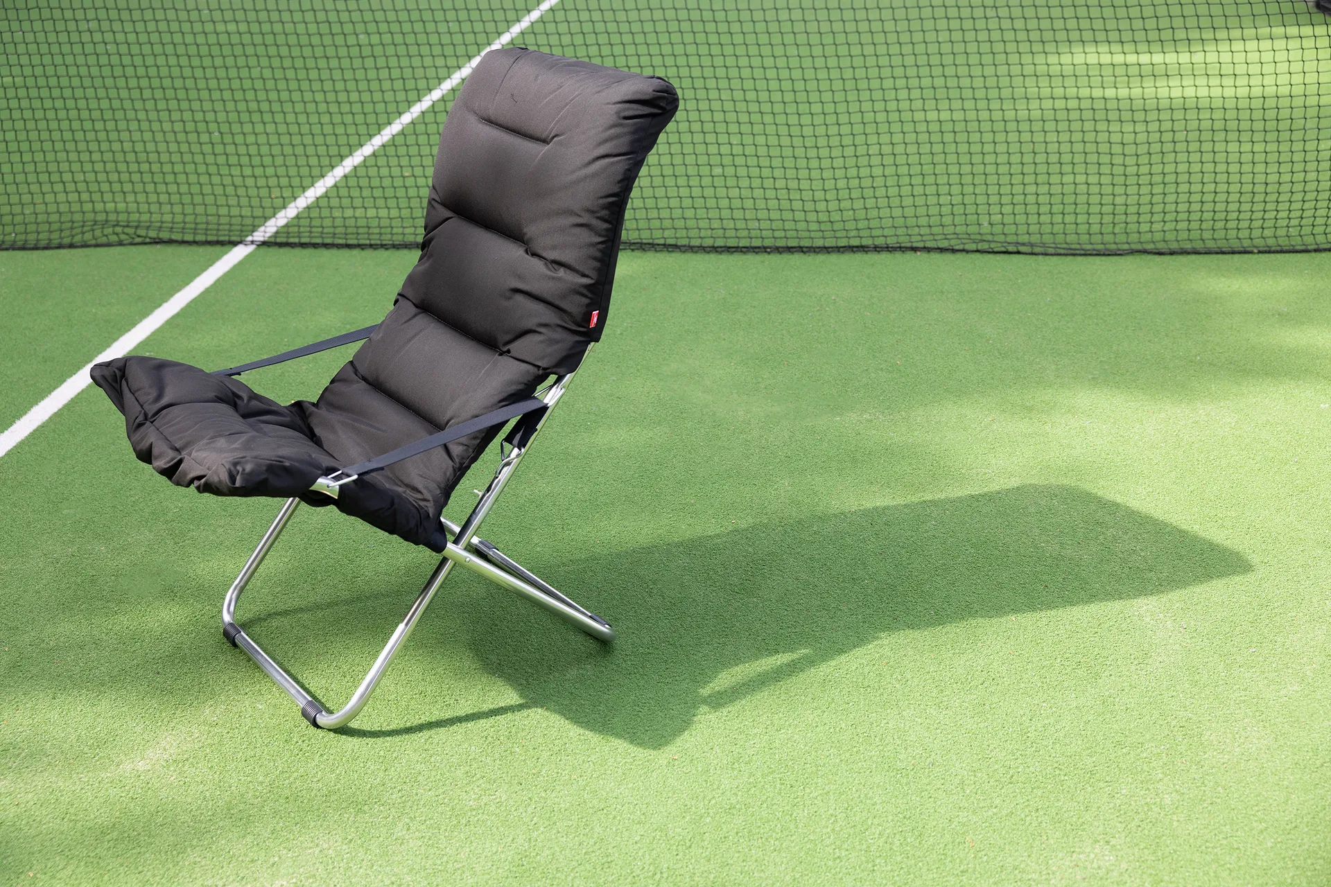 Fiesta Soft aurinkotuoli, Black Fiam