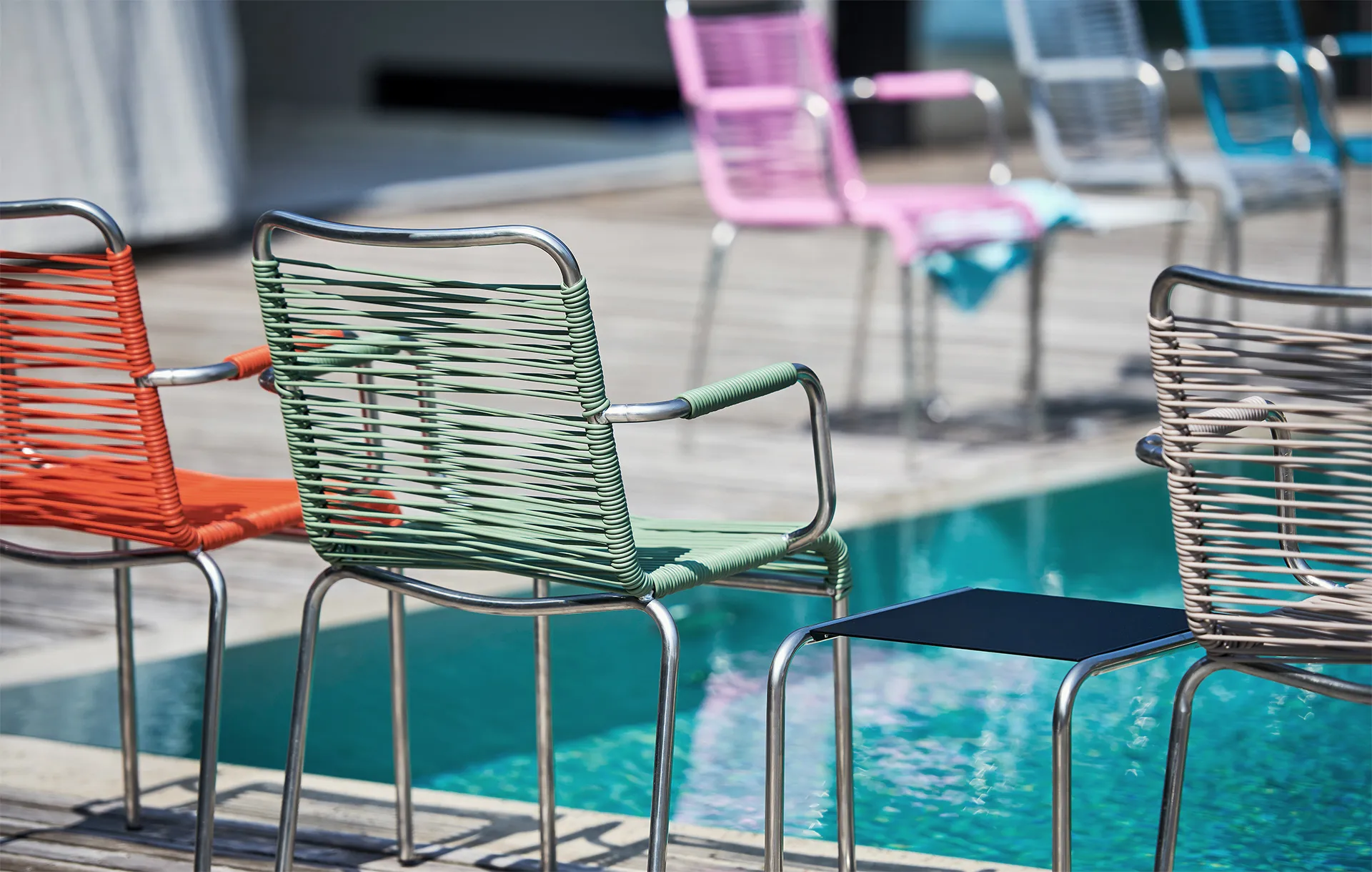 Mya käsinojatuoli alumiini, Sage green Fiam