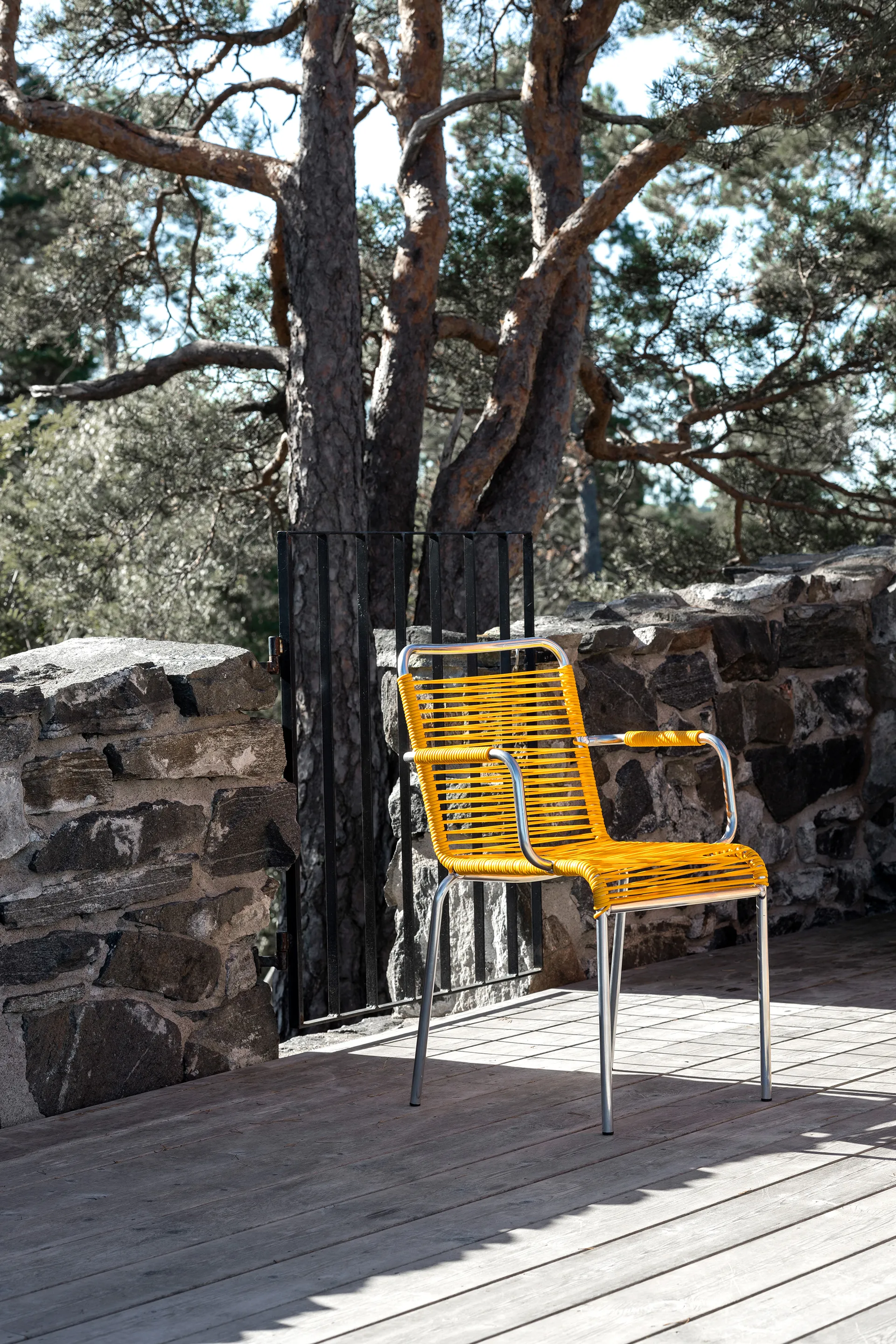 Mya käsinojatuoli alumiini, Yellow Fiam