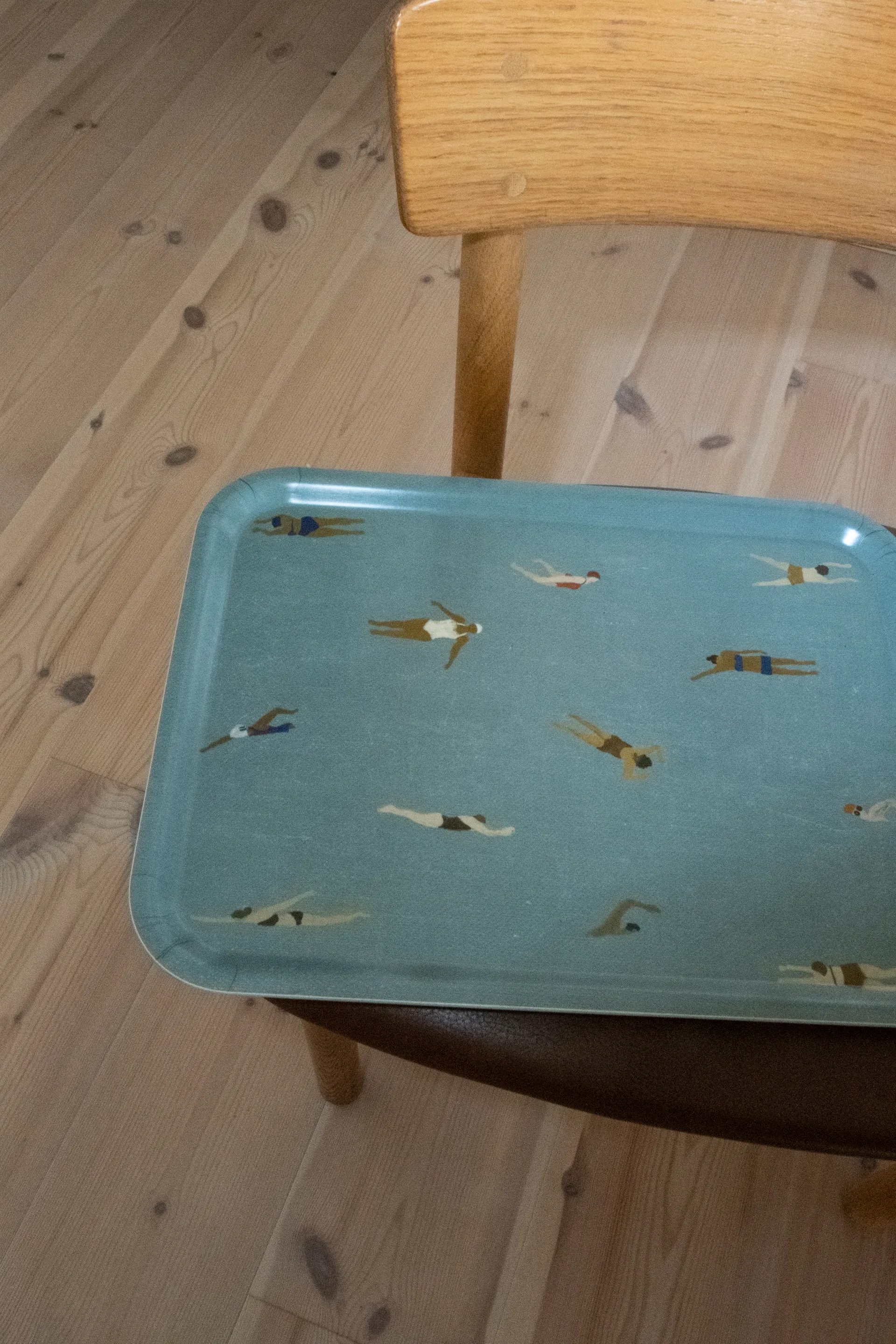 Swimmers tarjotin 33x43 cm, Beige Fine Little Day