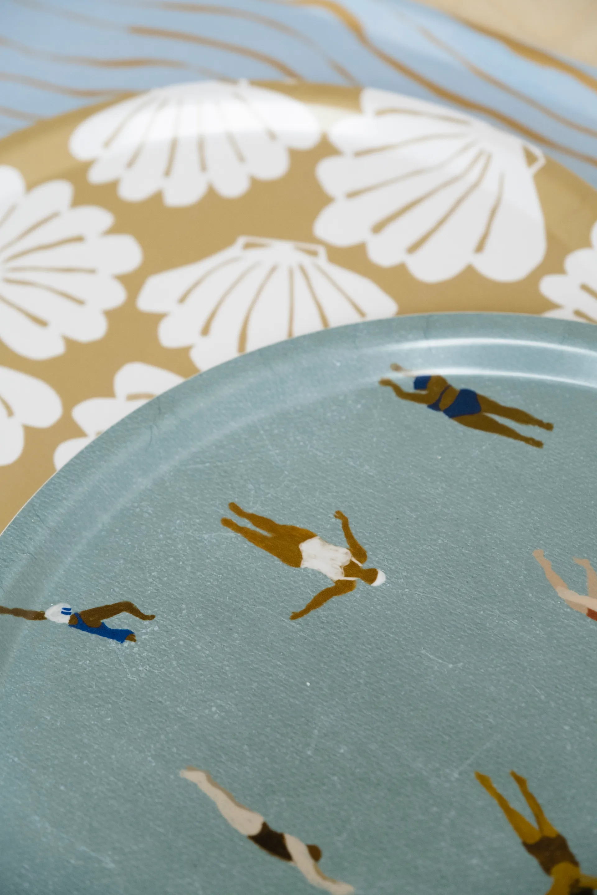 Swimmers tarjotin Ø38 cm, Beige Fine Little Day