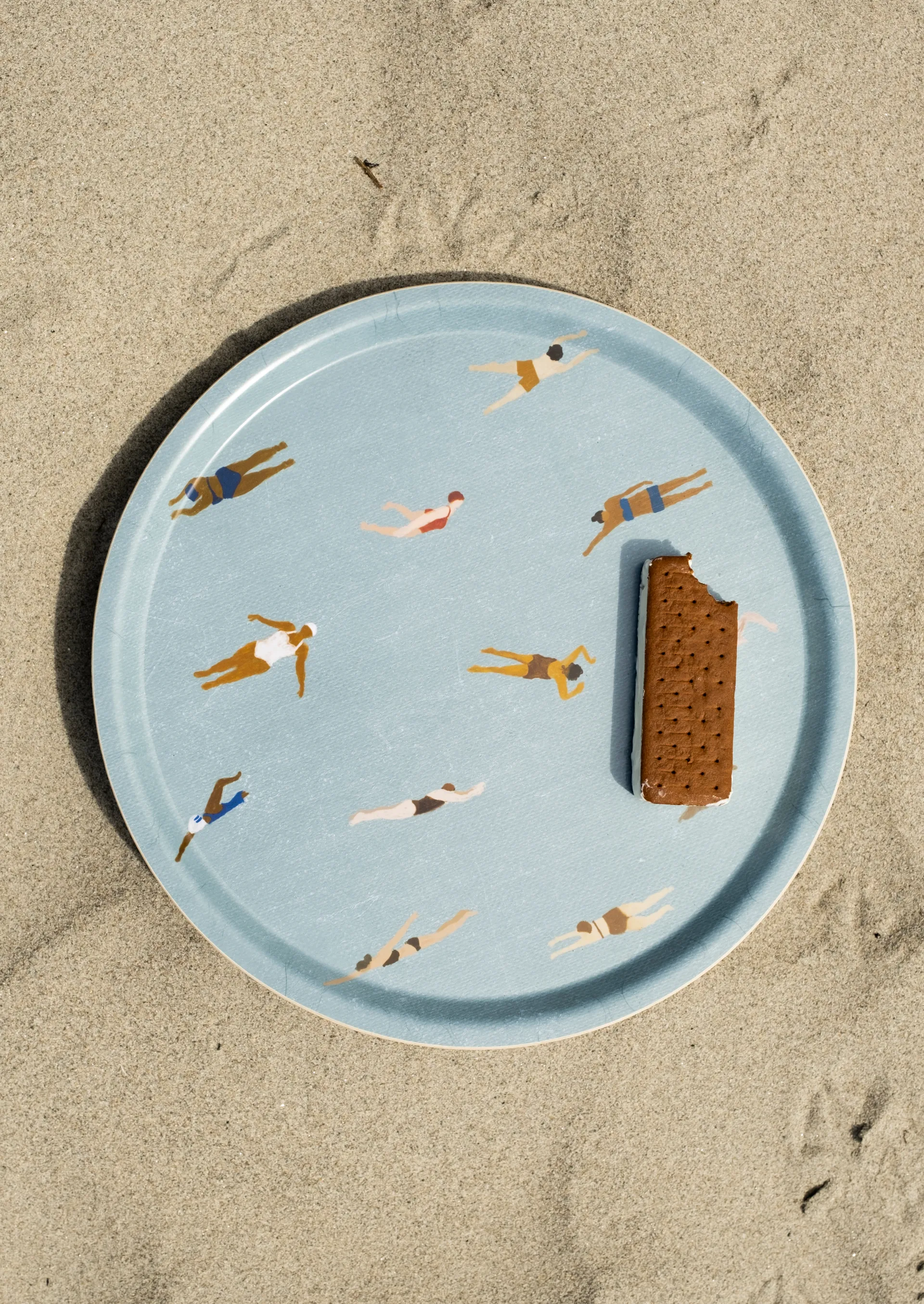 Swimmers tarjotin Ø38 cm, Beige Fine Little Day