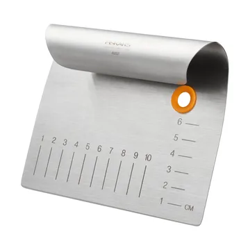 Functional Form taikinaskaavin - Metalli-silikoni, 2 osaa - Fiskars