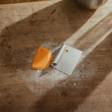 Functional Form taikinaskaavin - Metalli-silikoni, 2 osaa - Fiskars