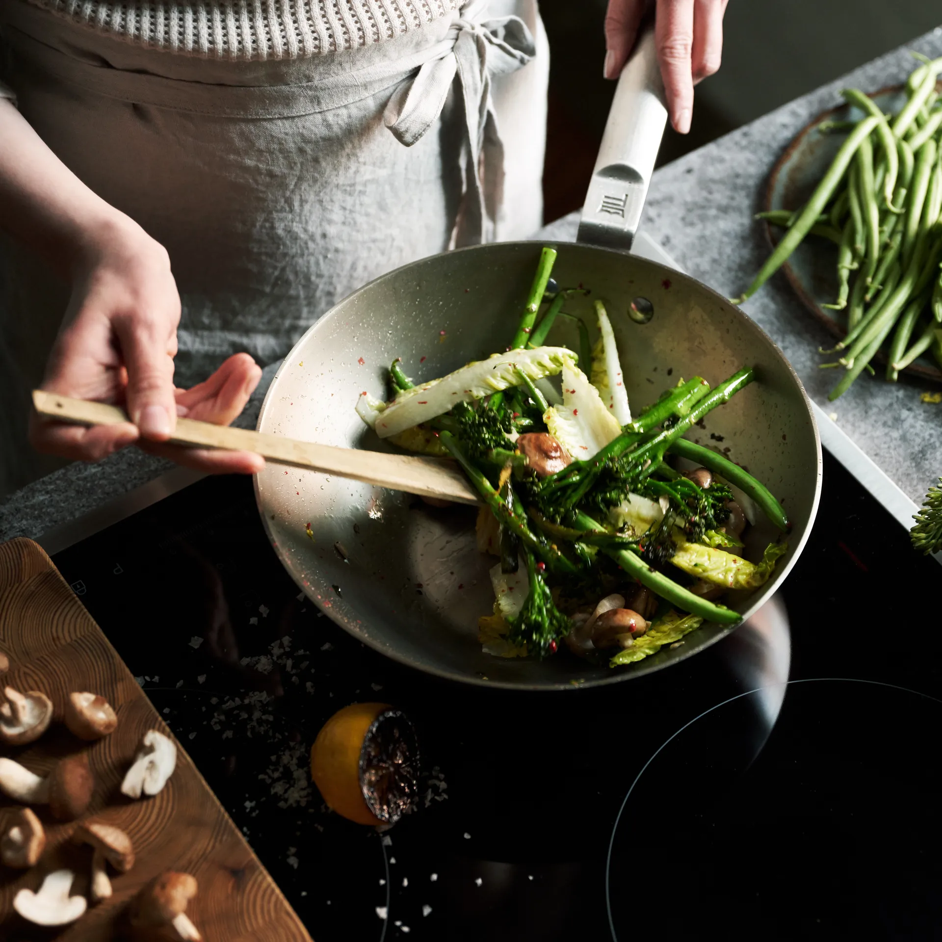 Norden wokpannu ruostumaton teräs, 28 cm Fiskars