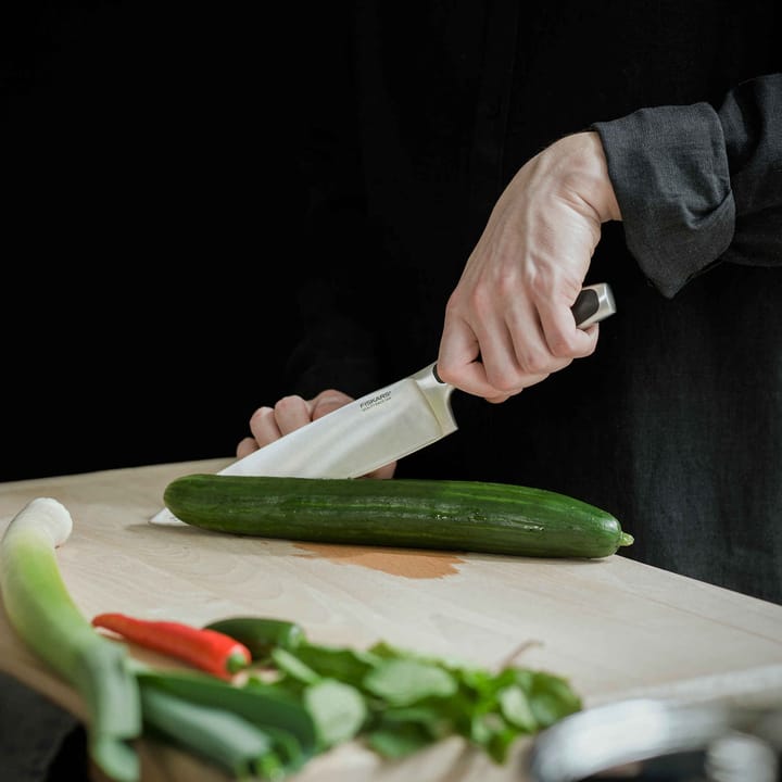 Royal kokkiveitsi - 15 cm - Fiskars