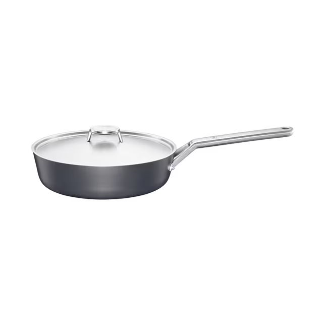 Fiskars Taiten paistokasari kannella 26 cm | Skandinaavinen Sisustus | Paistokasarit & Sauteuse-pannut | Musta