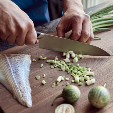Titanium kokkiveitsi 20 cm - Musta - Fiskars