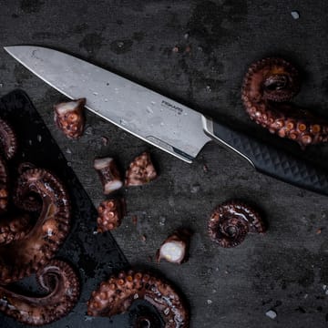 Titanium kokkiveitsi 20 cm - Musta - Fiskars