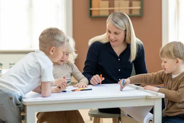 Play creative työpöytä 68x90 cm - Harmaa - FLEXA