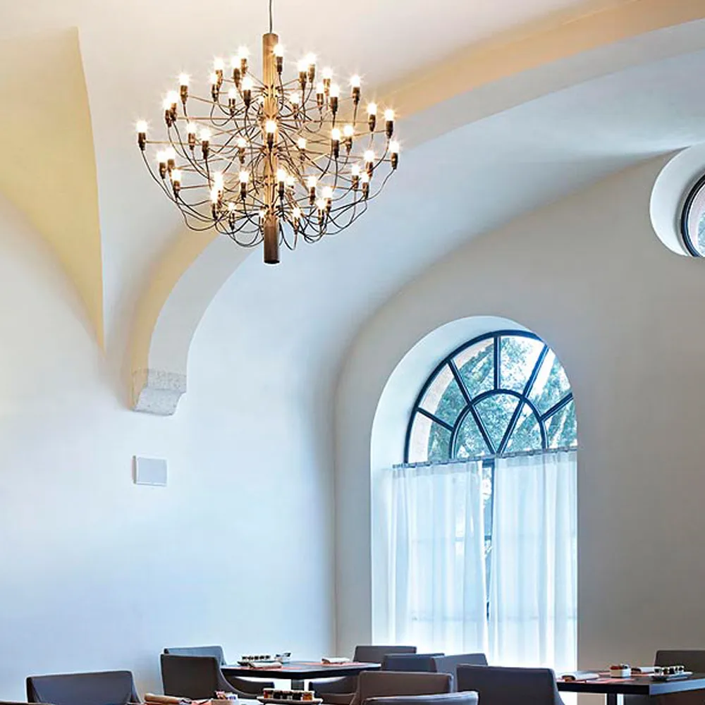 2097 Sarfatti kattokruunu, Messinki 50 lamppua Flos