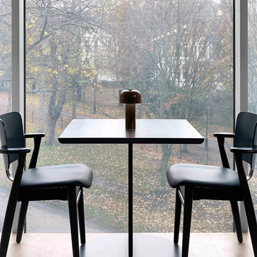 Bellhop kannettava pöytävalaisin, Cioko Flos