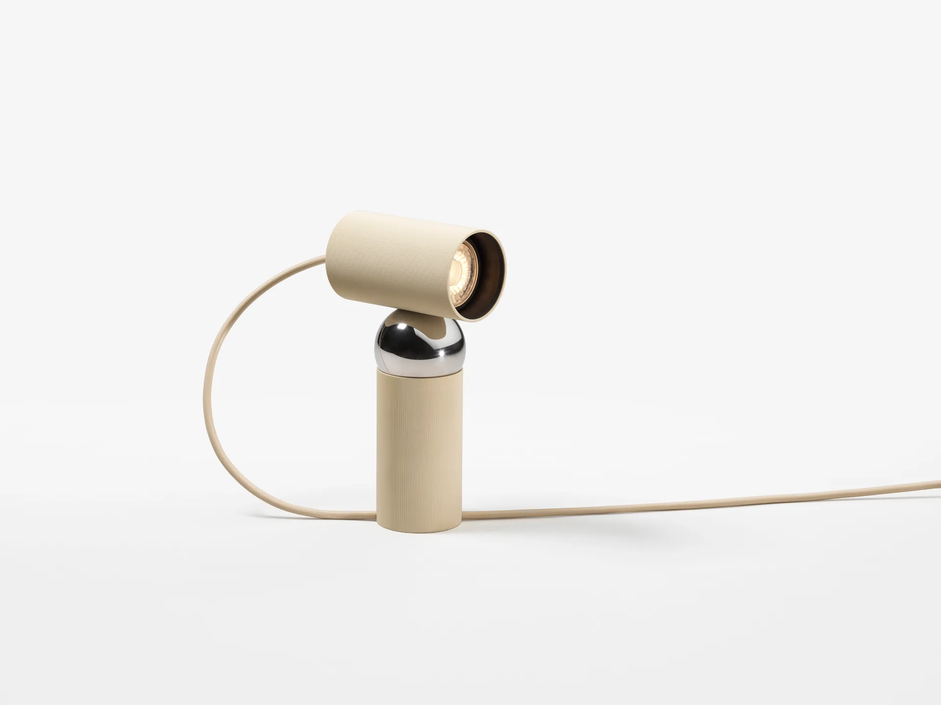 Bilboquet pöytälamppu, Linen Flos