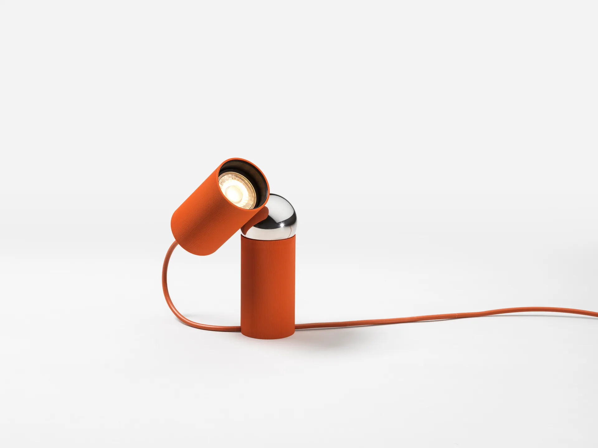 Bilboquet pöytälamppu, Tomato Flos