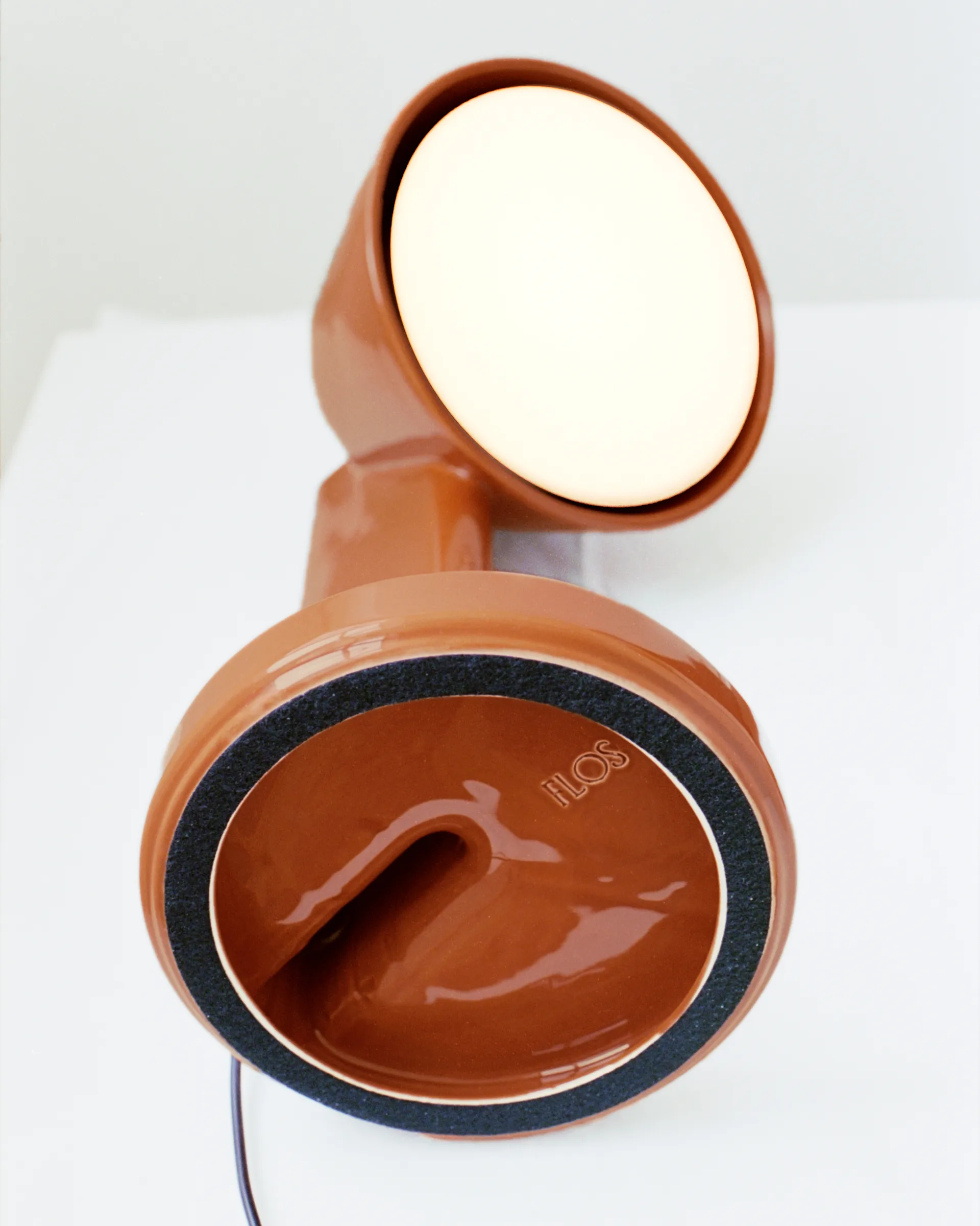 Céramique Down pöytälamppu, Rust red Flos