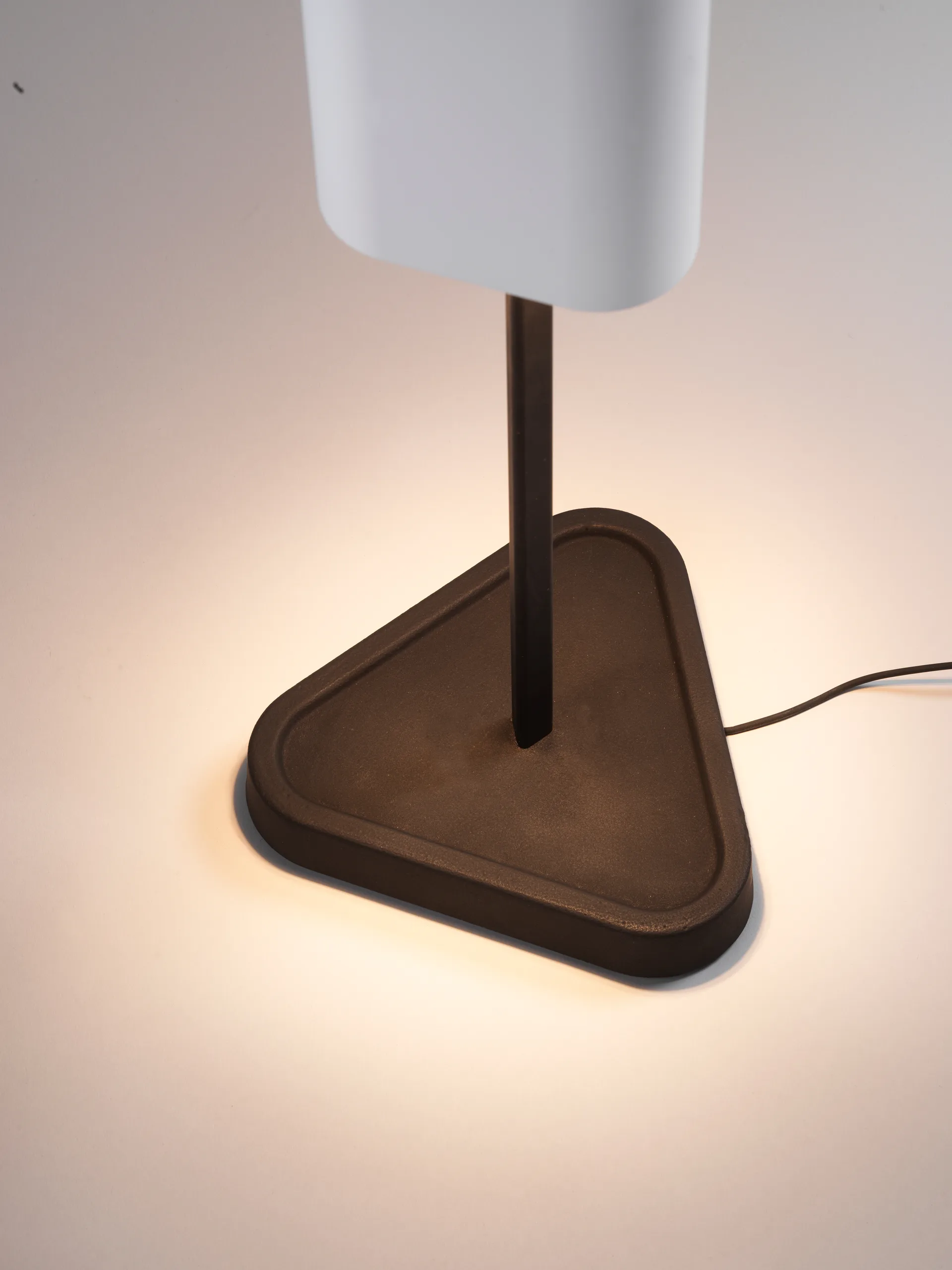 EMI pöytälamppu 114 cm, Off white Flos