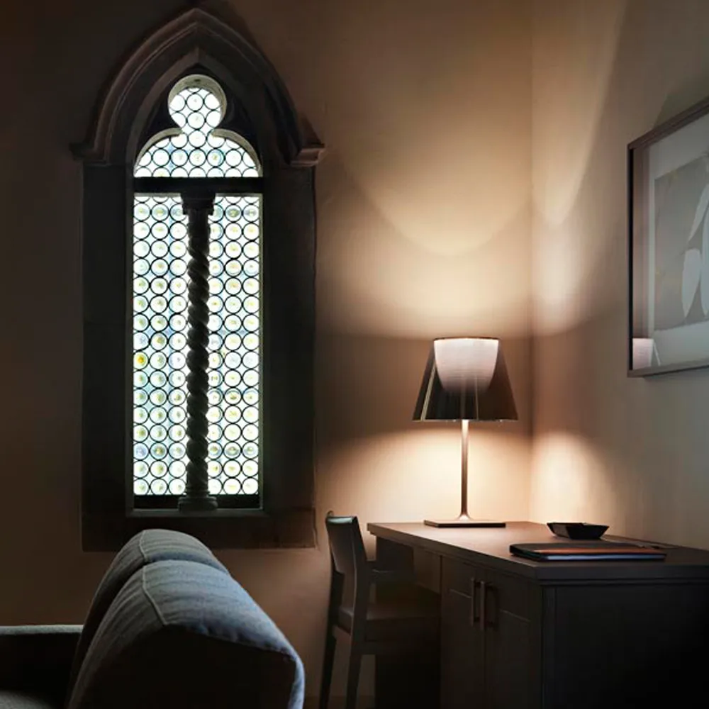 KTribe F3 lattiavalaisin Flos