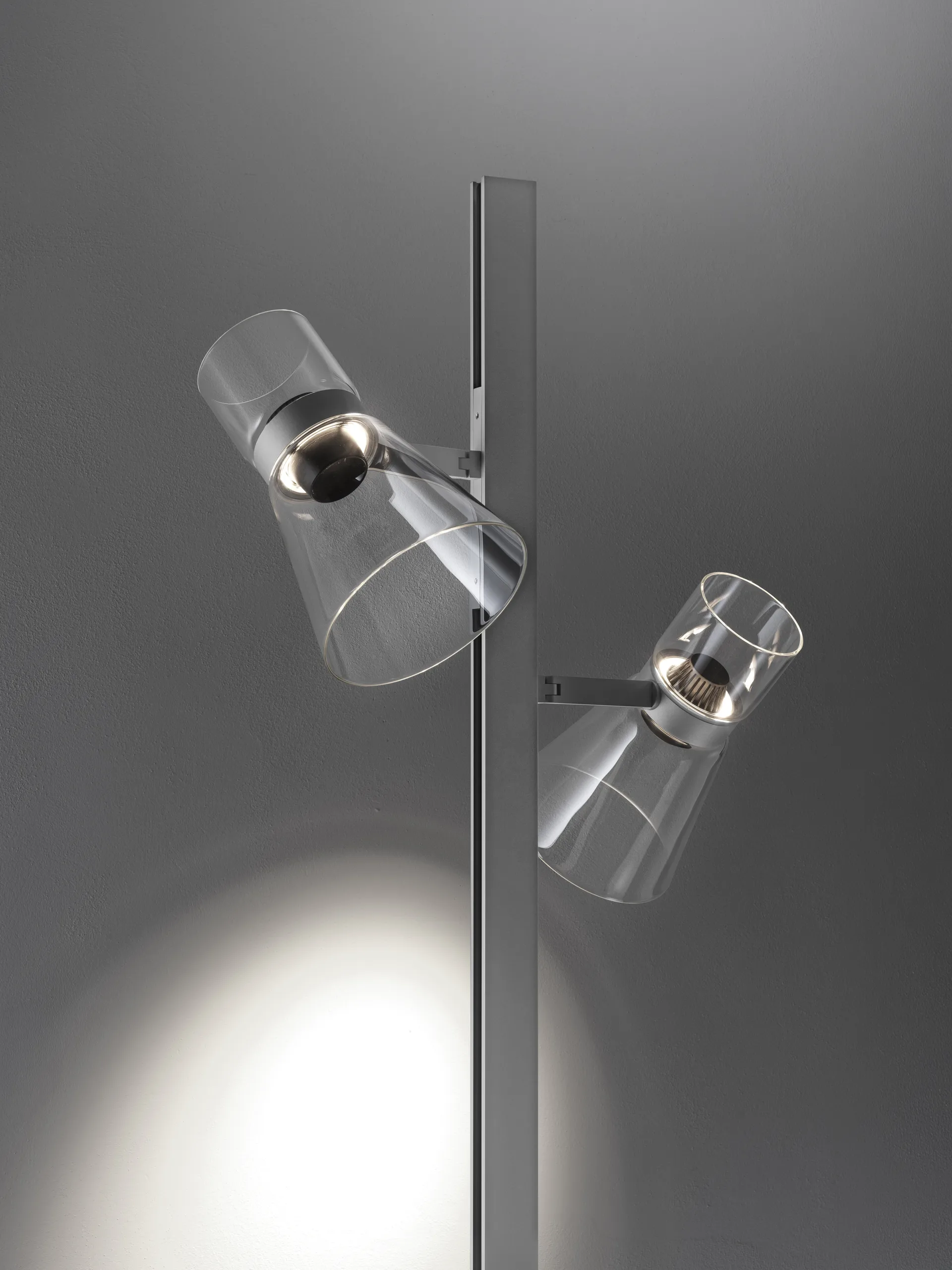 Nocturne F2 cone lattiavalaisin – Silver,  Flos