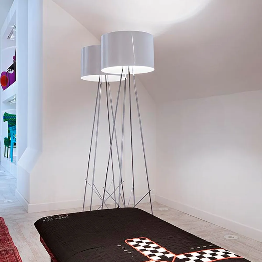 Ray F2 lattiavalaisin, Kirkas Flos