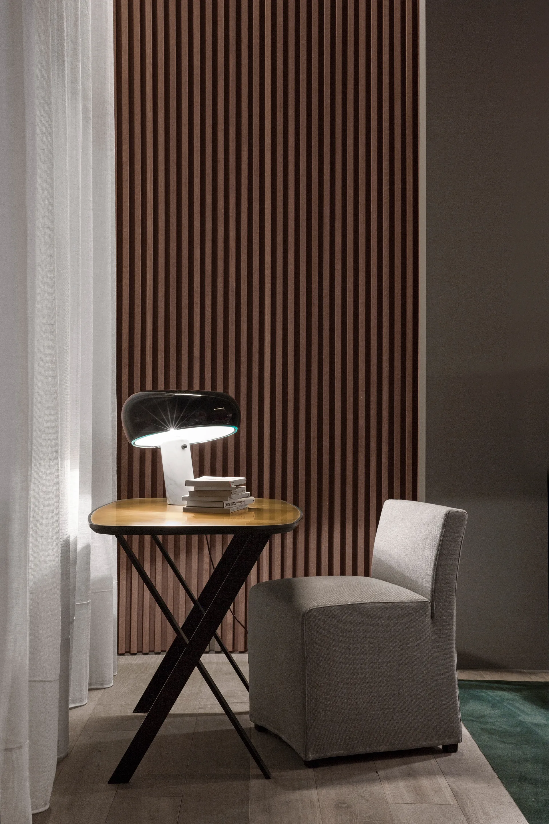 Snoopy pöytälamppu, Black Flos