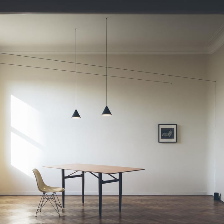 String Light Cone kattovalaisin, Musta, 12 m johto Flos