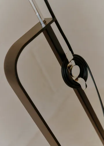 Toio LED-lattiavalaisin – musta (EU) - Flos