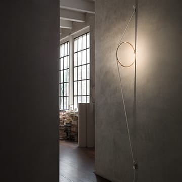 Wirering seinävalaisin - Harmaa musta - Flos