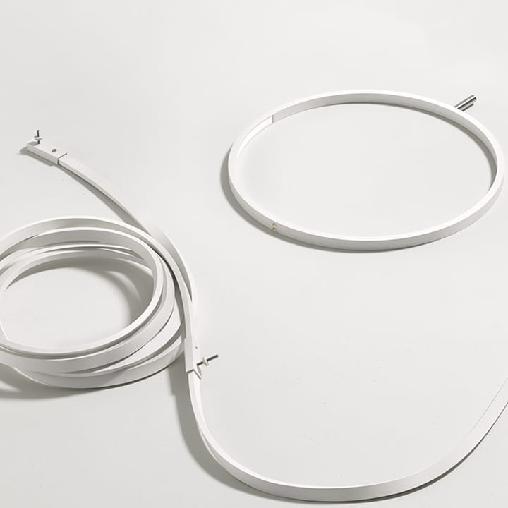Wirering seinävalaisin, Ruusukulta Flos