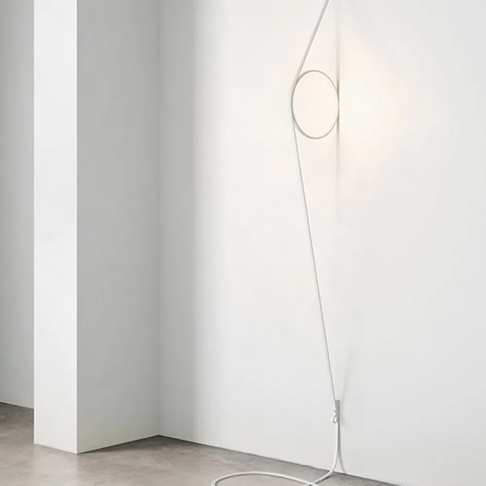 Wirering seinävalaisin, Ruusukulta Flos