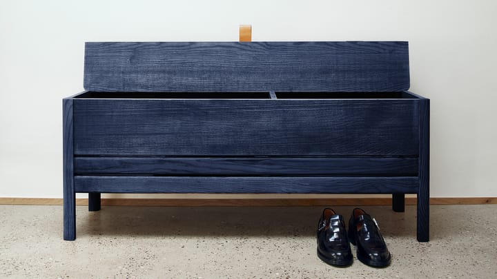 A Line säilytyspenkki 111 cm, Indigo Blue Special Edition Form & Refine