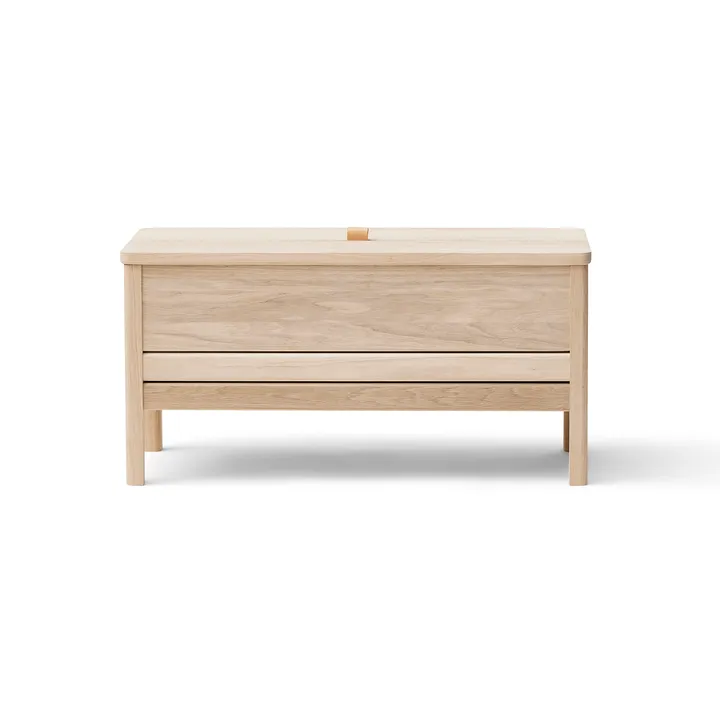 A Line säilytyspenkki 90 cm - Valkoinen tammi - Form & Refine