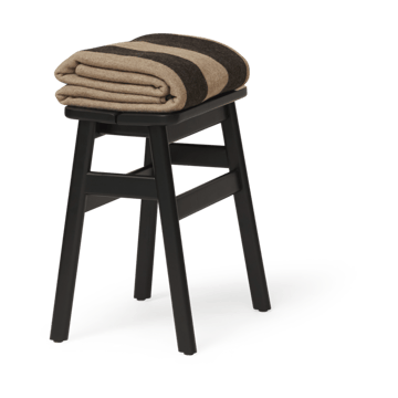 Angle Standard jakkara 45 cm - Musta - Form & Refine