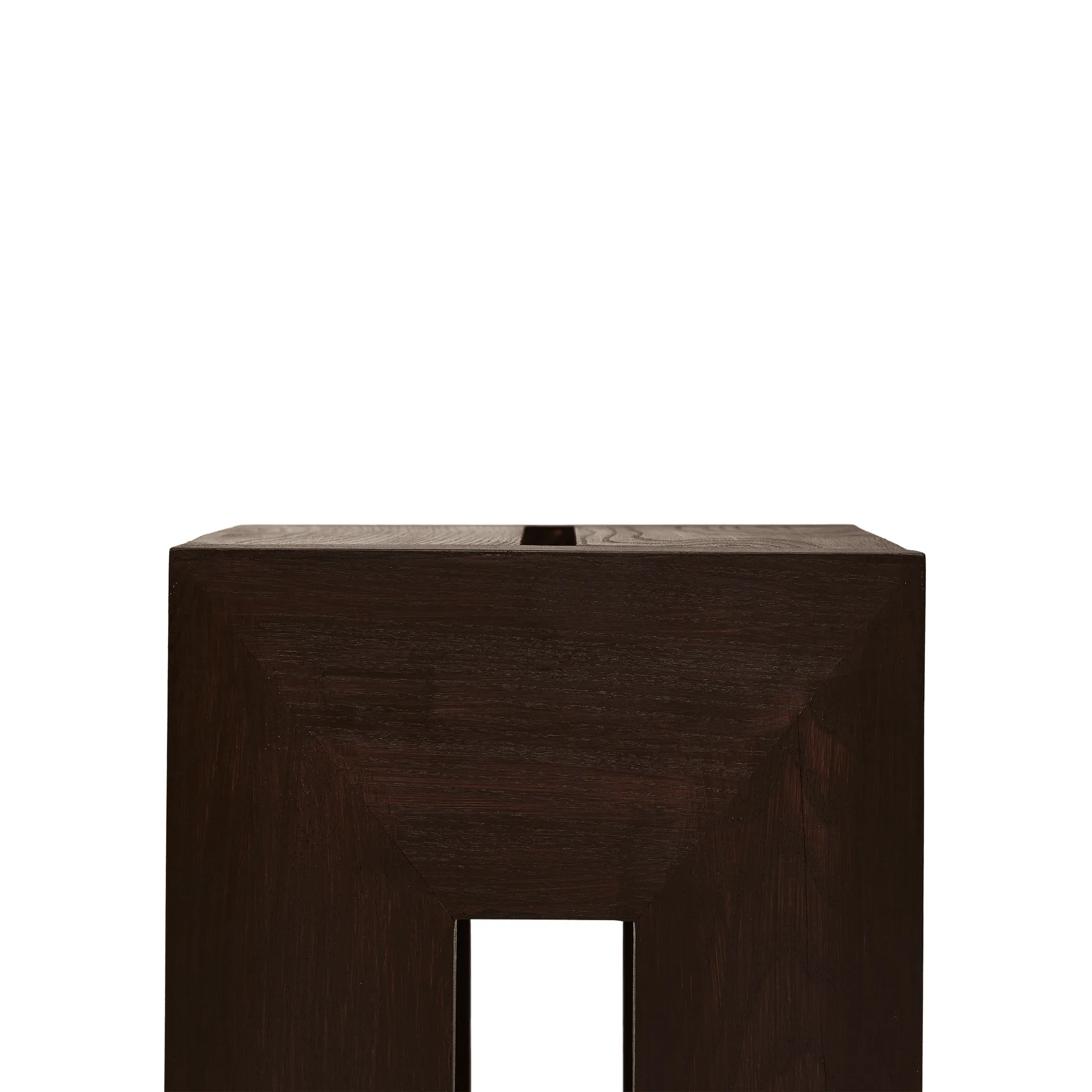 Monolith sivupöytä, Tummanruskea saarni, 29x29x36 cm Form & Refine