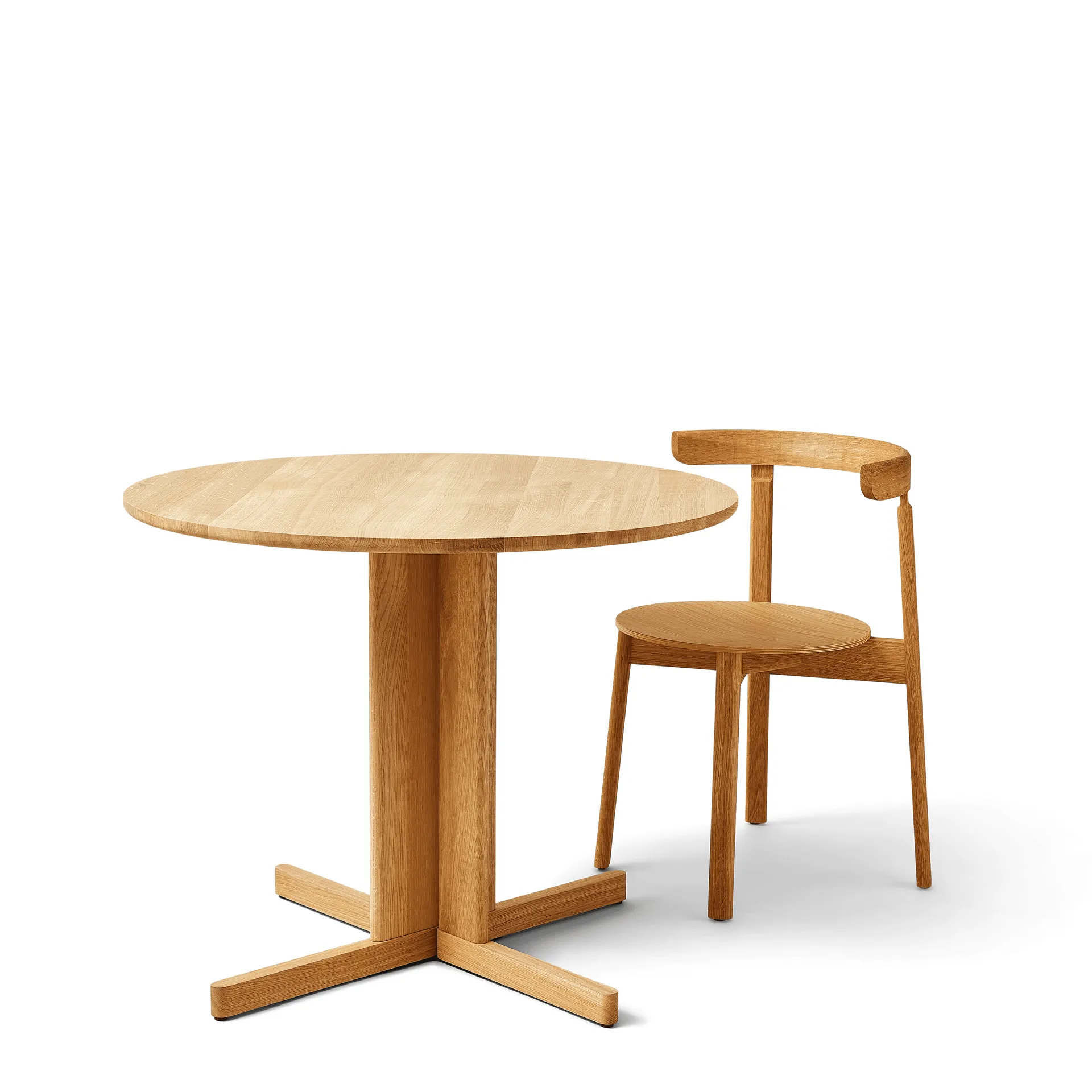 Trefoil ruokapöytä Ø90 cm, Tammi Form & Refine