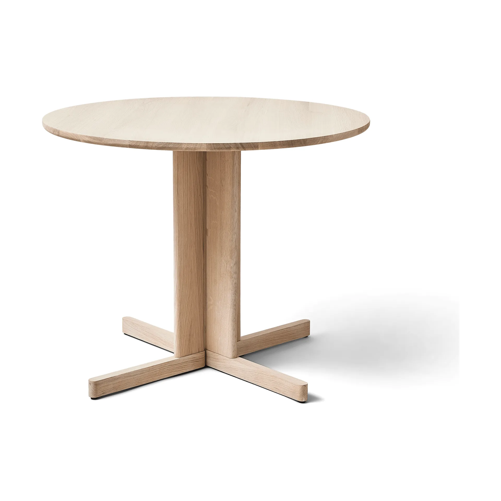 Trefoil ruokapöytä Ø90 cm, Valkoinen tammi Form & Refine