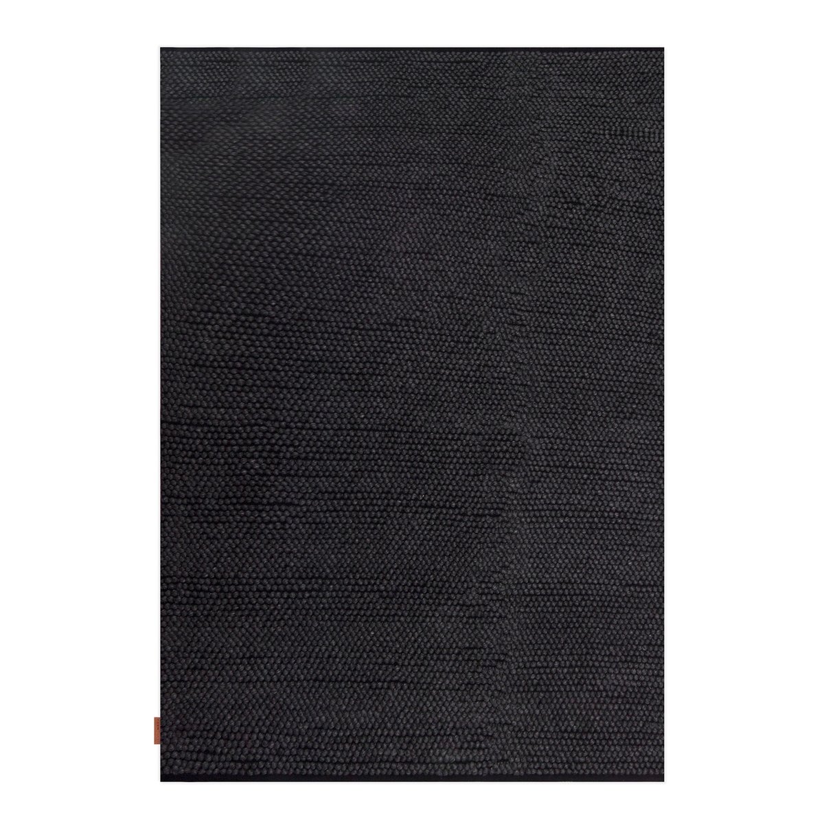 Formgatan Loop matto 140x200 cm Charcoal | Skandinaavinen Sisustus | Muovimatot | Musta