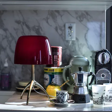 Lumiere Piccola himmennettävä pöytälamppu - Valkoinen varjostin, samppanjansävyinen jalka - Foscarini