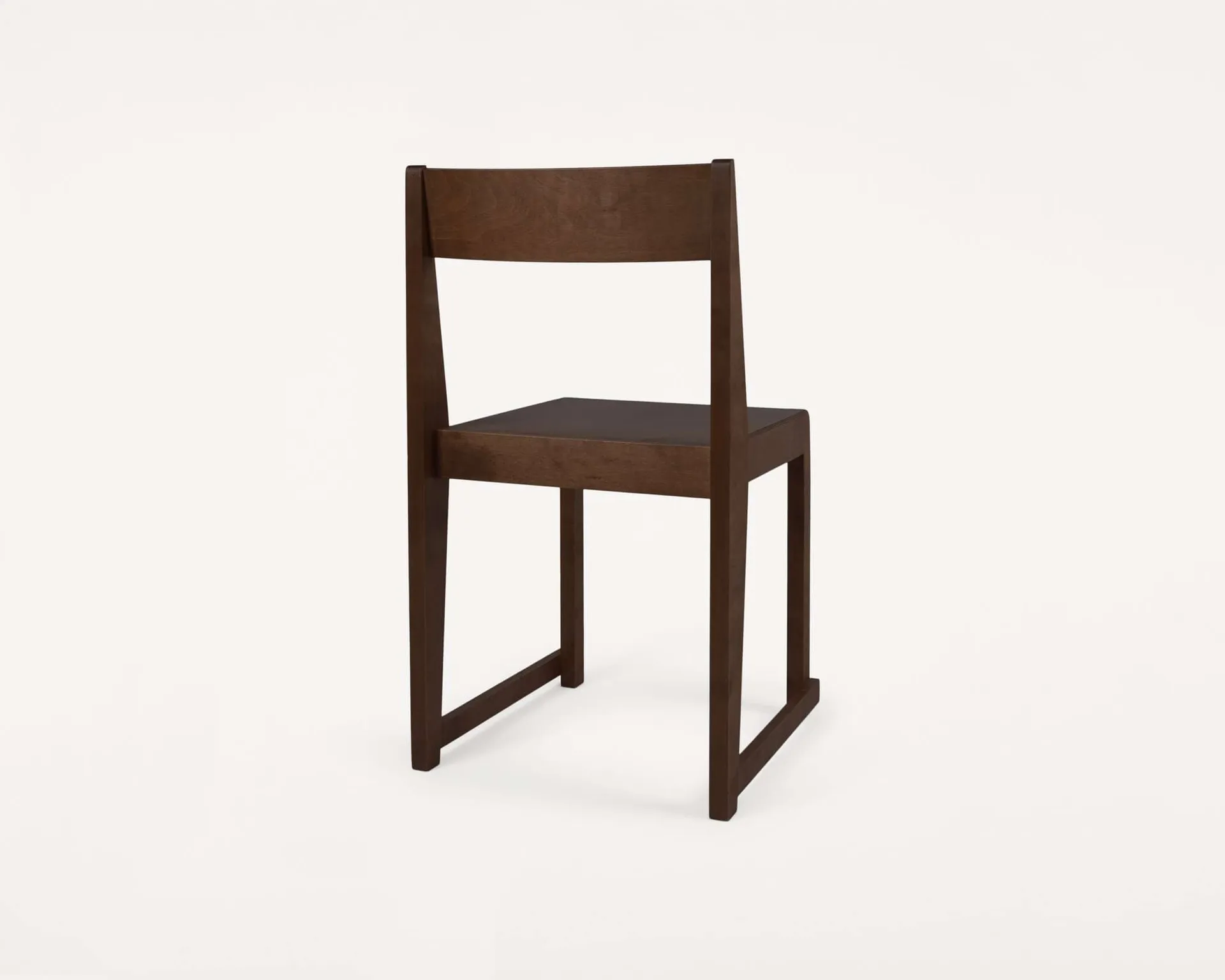 Chair 01 tuoli, Tummanruskea koivu FRAMA