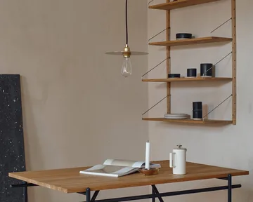 Circle Shade riippuvalaisin - Messinki, Ø25 cm - FRAMA