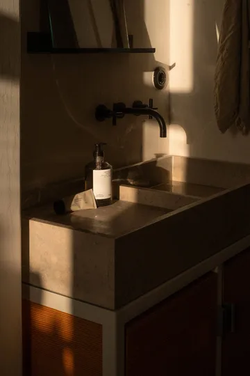 FRAMA lahjasetti käsisaippua + käsivoide - Apothecary - FRAMA