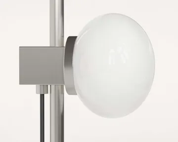 Ovoid Single seinälamppu - Ruostumaton teräs-opaalilasi - FRAMA