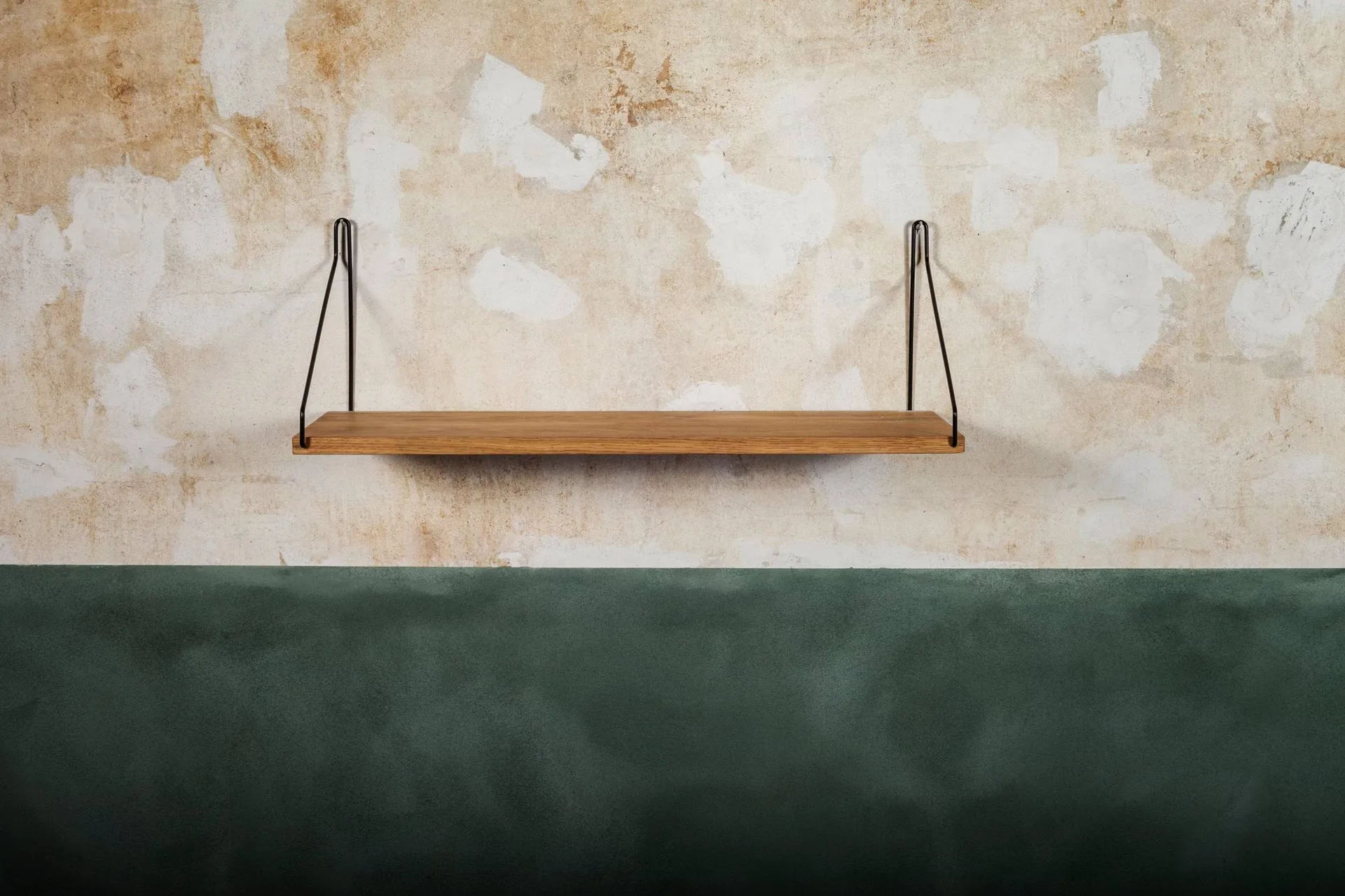 Single Shelf seinähylly, Tammi-musta, 60x20 cm FRAMA