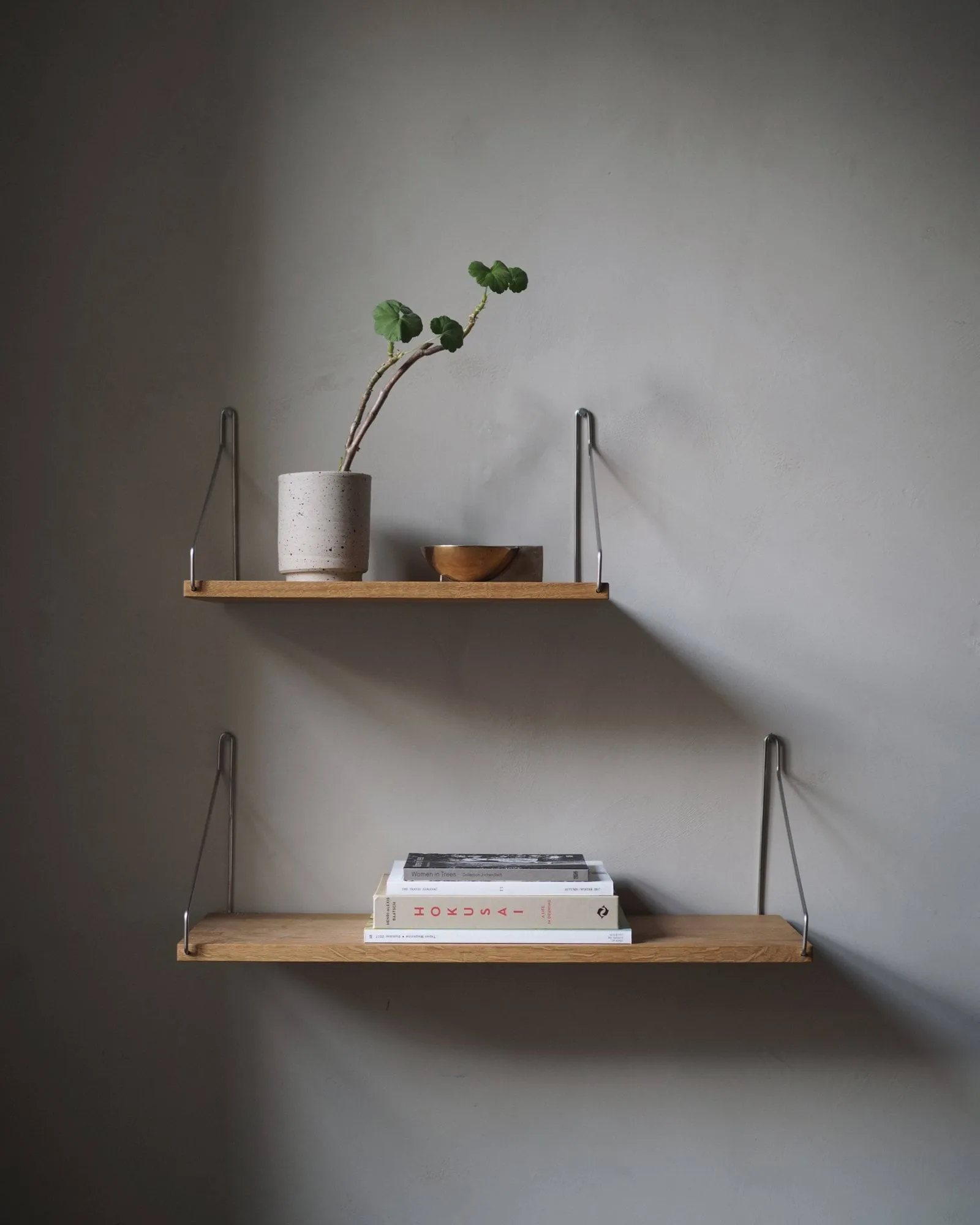 Single Shelf seinähylly, Tammi-ruostumaton teräs, 60x20 cm FRAMA